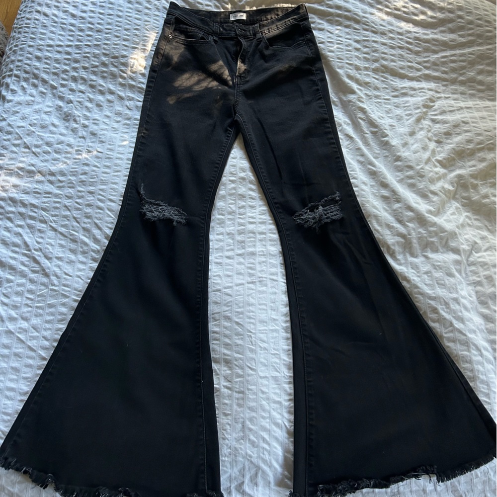 Sneak Peak Distressed High Rise Super Flare